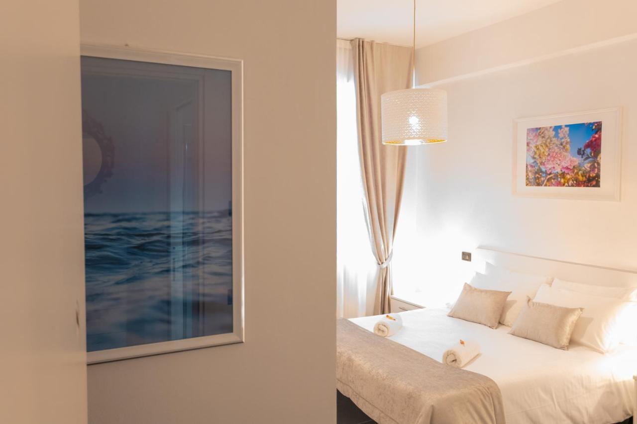 Ca Sottomarina Gli Appartamenti In Centro Apartsuite エクステリア 写真